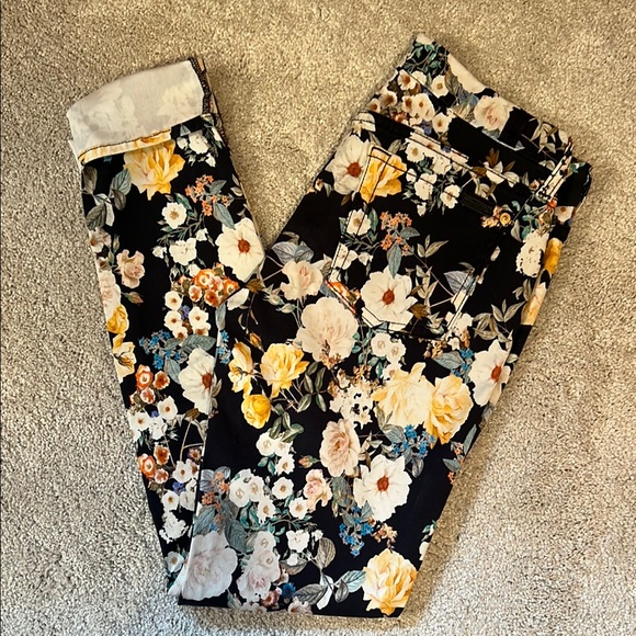 7 For All Mankind Floral Skinny Jeans size 27 - Picture 9 of 10